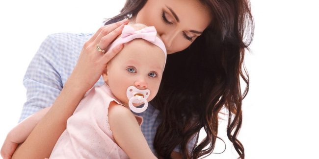 La tétine est-elle une bonne habitude pour endormir bébé La tétine est-elle une bonne habitude pour endormir bébé