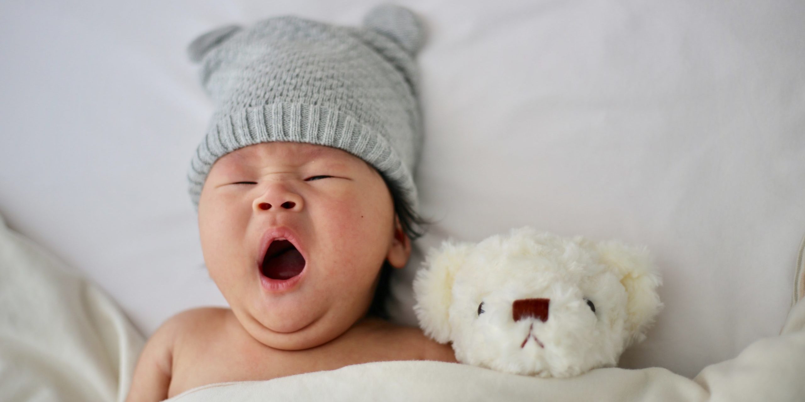 minnie-zhou-0hiUWSi7jvs-unsplash Comment aider Bébé RGO à trouver le sommeil ?