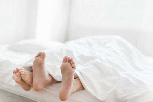 Chambre partagée avec Bébé : une fausse bonne idée ? Chambre partagée avec Bébé : une fausse bonne idée ?
